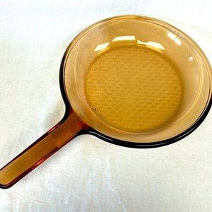 - Vintage Pyrex “Visions” France 10” waffle bottom skillet